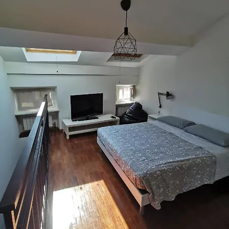 Daire Sophia's Loft *